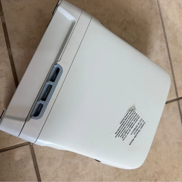 Oxygonext Portable Oxygen no charger - Picture 3 of 3